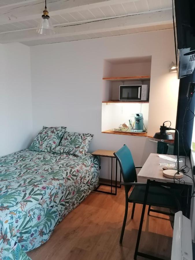 Mini Garni Vendemiaire Apartment Vesoul Bagian luar foto